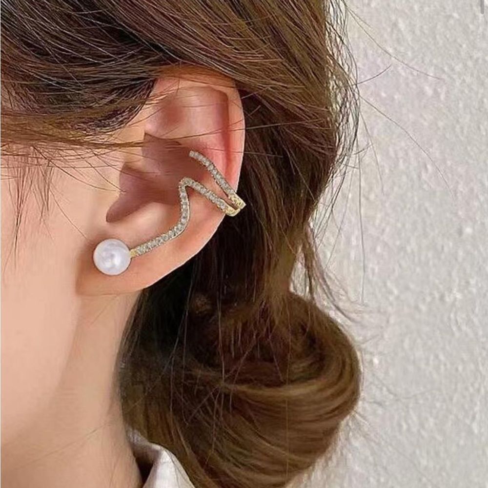 Luxury pearl earrings M1018